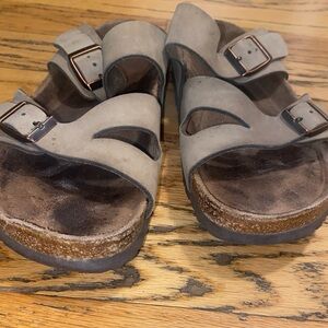Birkenstock Arizona Sz 36 woman’s 6 Sand Beige Sandals PRELOVED ❤️